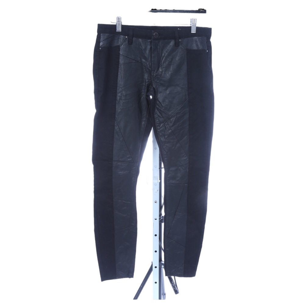 Blank NYC Black Stretch Jeans with Leatherette Side Stripe Size 30